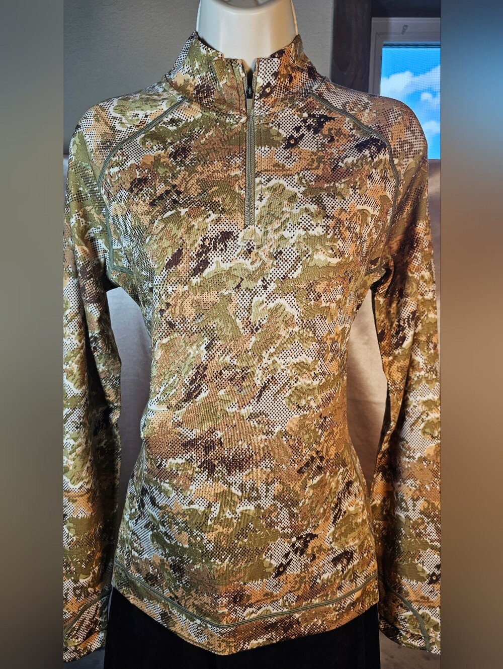 Duck Camp Women’s Merino Wool 1/4 Zip Base Layer Midland Camo M NWT